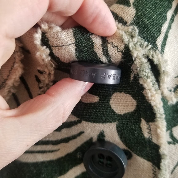 MOSCHINO CHEAP AND CHIC Vintage Floral Linen Button Front Blazer - Picture 5 of 10